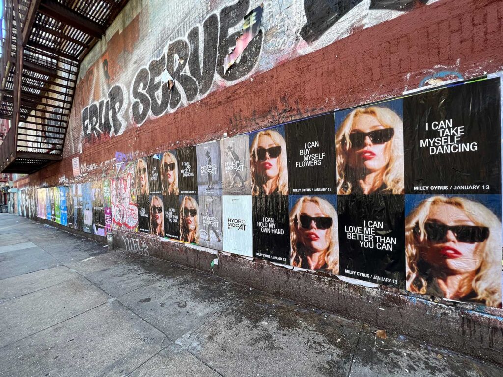 Miley Cyrus - Wildposting, New York