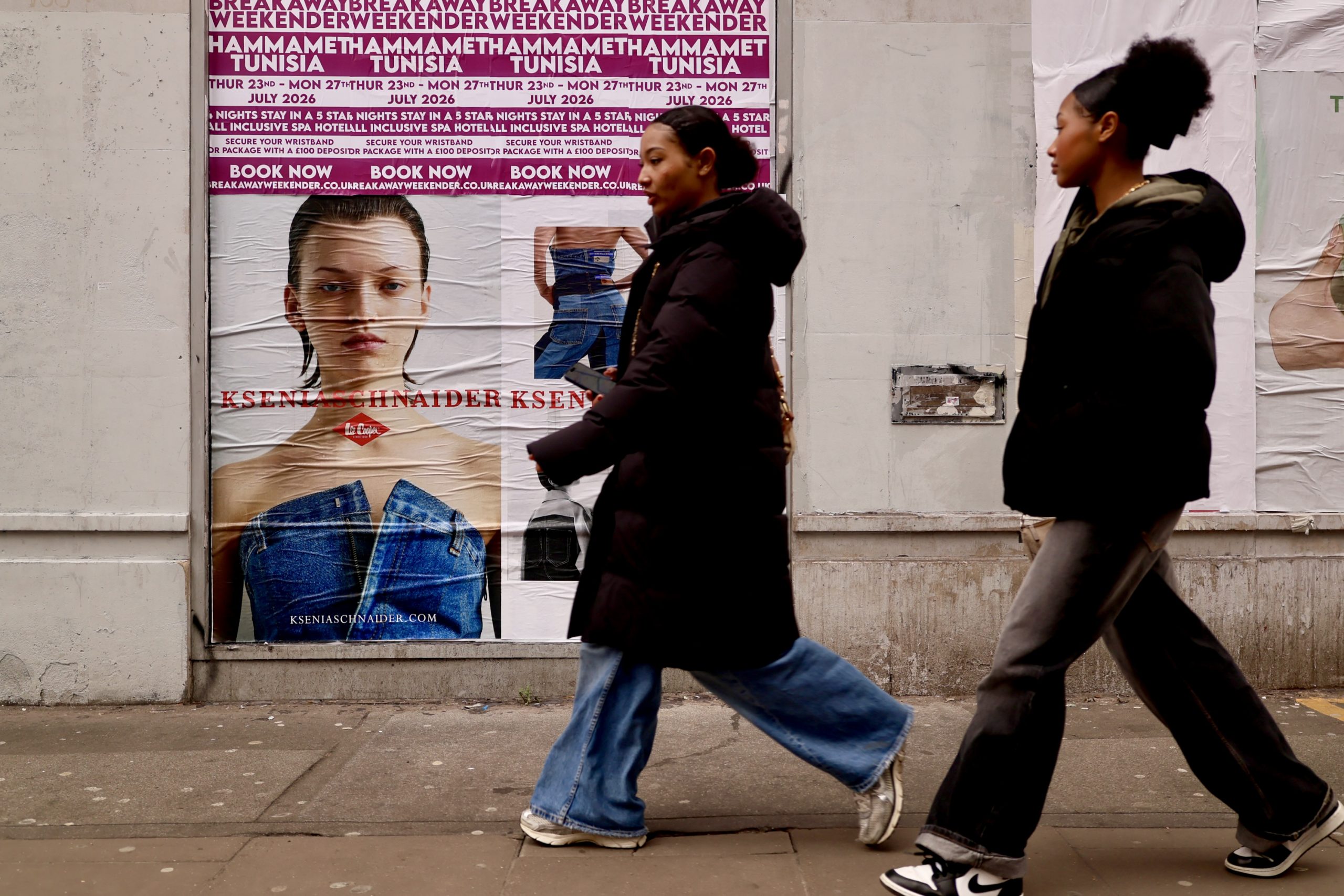 KSENIASCHNAIDER x LEE COOPER​